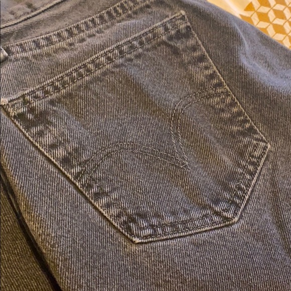 Black Levi’s Mom Jean - Picture 3 of 8